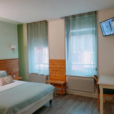 Le Royal Hotel *